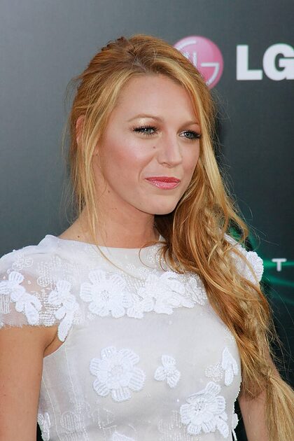 Blake Lively nude photo #38