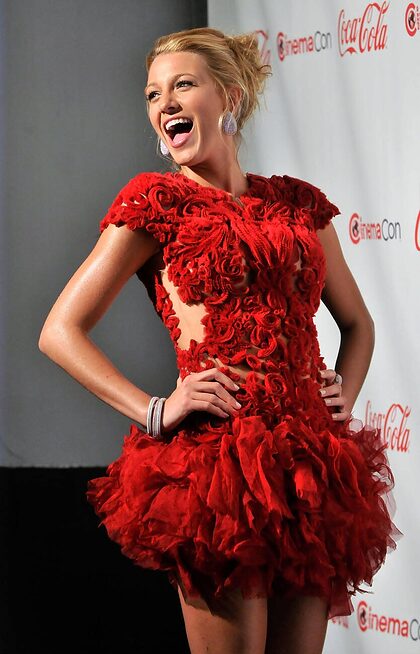 Blake Lively nude photo #63