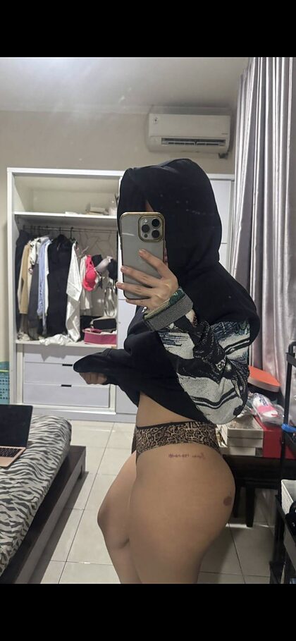 bluntviews_ nude photo #21