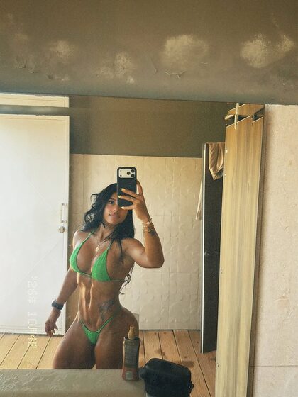 Briana Cabrera nude photo #11