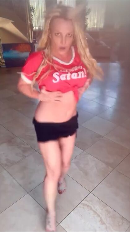 Britney Spears nude photo #93