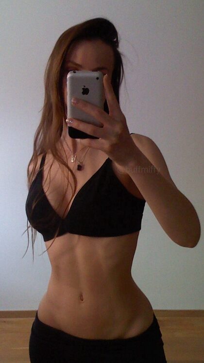 Buffmiffy nude photo #35