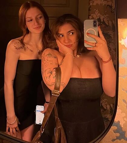 BustyLiv T nude photo #76