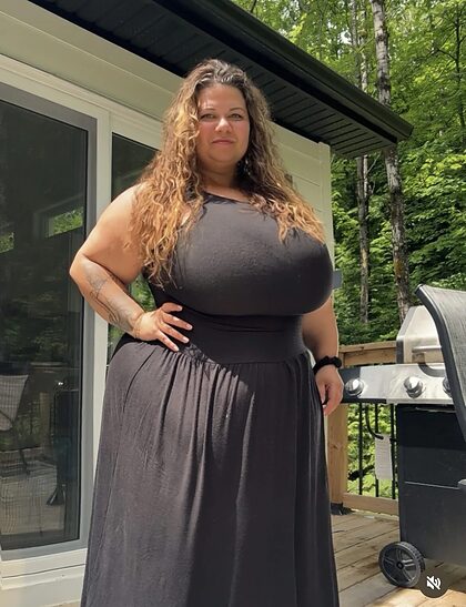 Bustymel nude photo #7