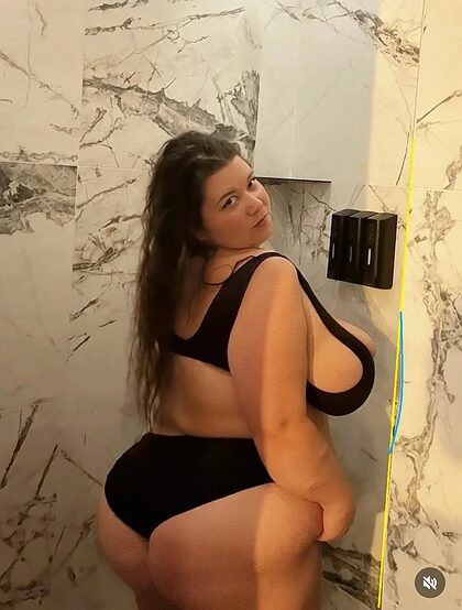 Bustymel nude photo #19