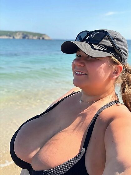 Bustymel nude photo #30