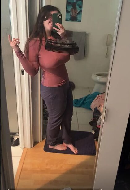 BustyMor N nude photo #23