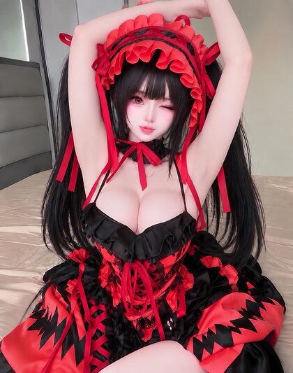 Caeshy.s nude photo #38