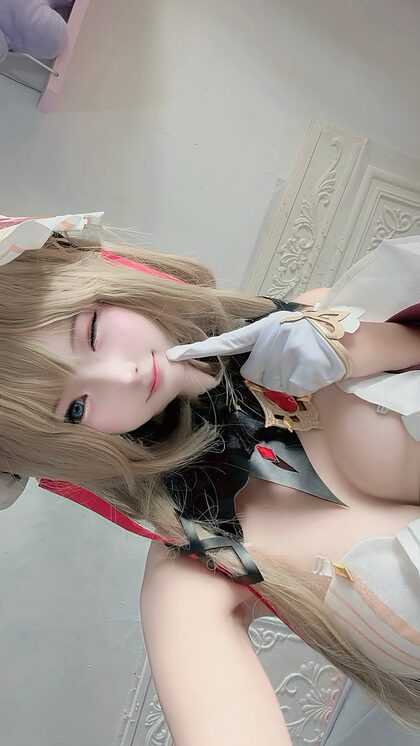 Caeshy.s nude photo #52