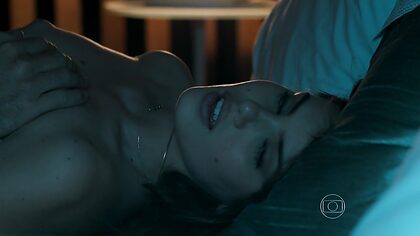 Camila Queiroz nude photo #25
