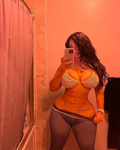 Carmela habibi nude photo #14