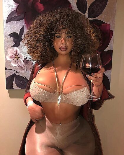 Carmela habibi nude photo #65