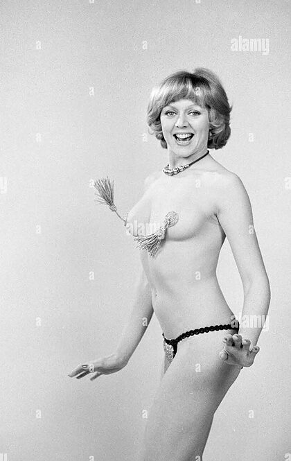 Carol Hawkins nude photo #14