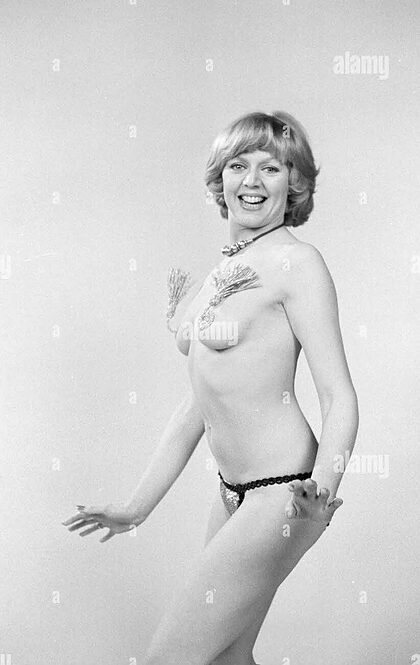 Carol Hawkins nude photo #15