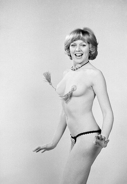 Carol Hawkins nude photo #34