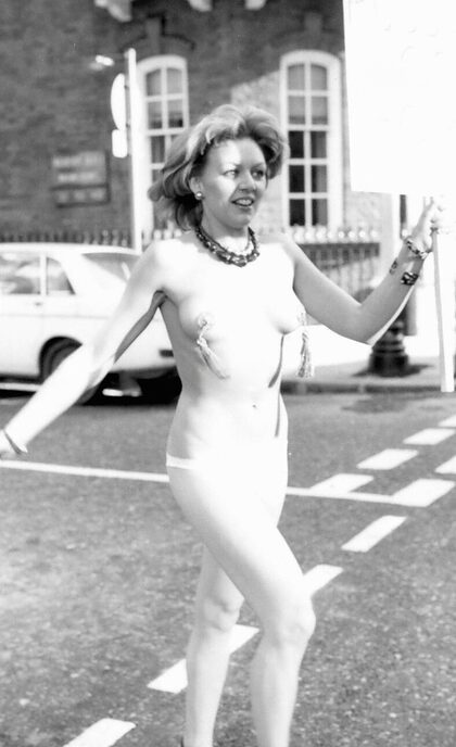 Carol Hawkins nude photo #37