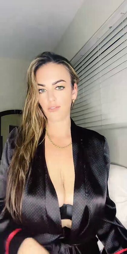 champagnepartyof3 nude photo #9