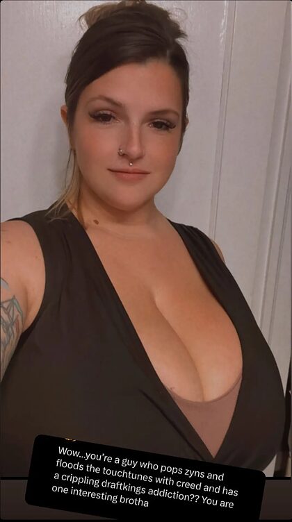 Chelsea nude photo #96