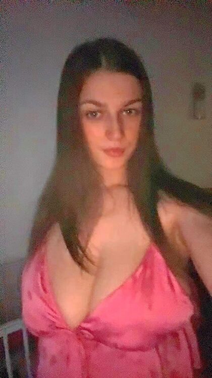 Chloe T. nude photo #27