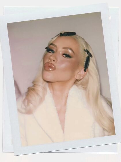 Christina Aguilera nude photo #135