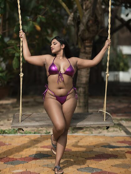 Christina Roslin George nude photo #6