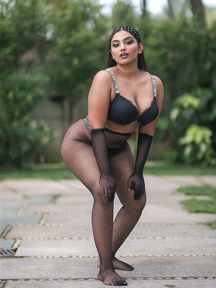 Christina Roslin George nude photo #22