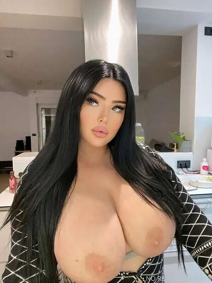 Claudia Rivier nude photo #22