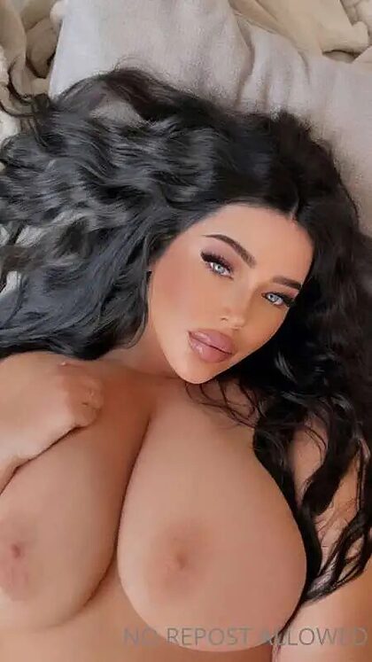 Claudia Rivier nude photo #32
