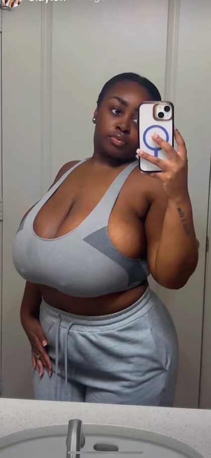 Clay nude photo #94