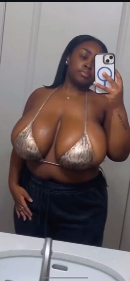 Clay nude photo #95