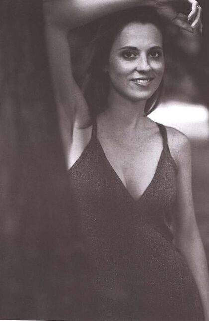 Comedy Actress Babes born before 1985 nude photo #7