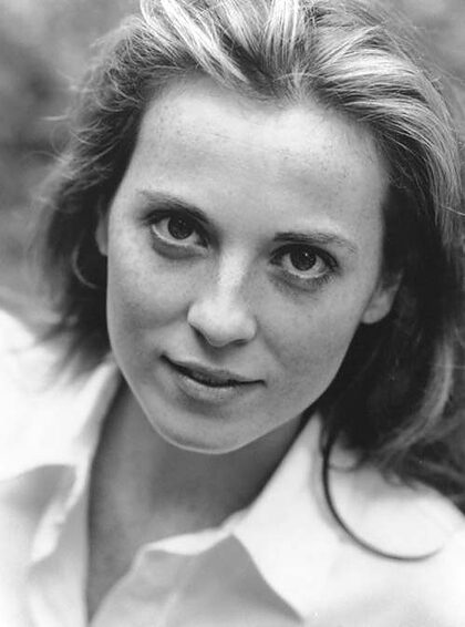 Comedy Actress Babes born before 1985 nude photo #14