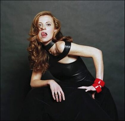 Comedy Actress Babes born before 1985 nude photo #38