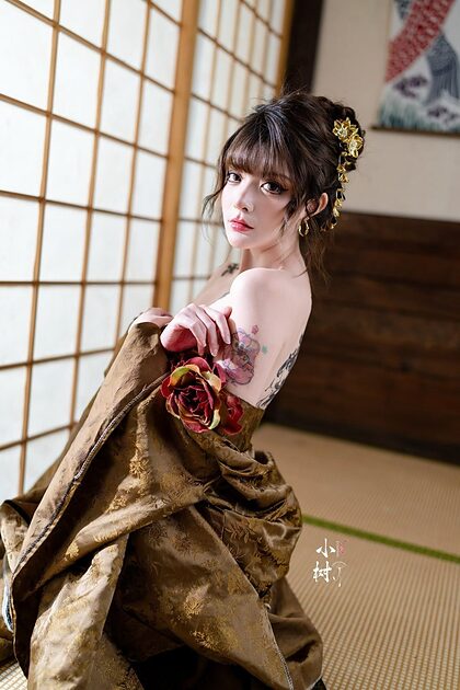 Coucou77778 nude photo #4
