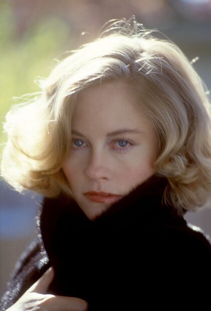 Cybill Shepherd nude photo #5