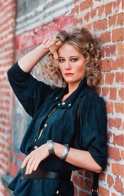 Cybill Shepherd nude photo #50