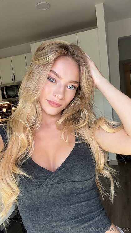 daniellee.rosee nude photo #5