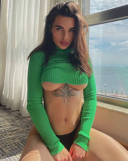 Daria Shulga nude photo #3