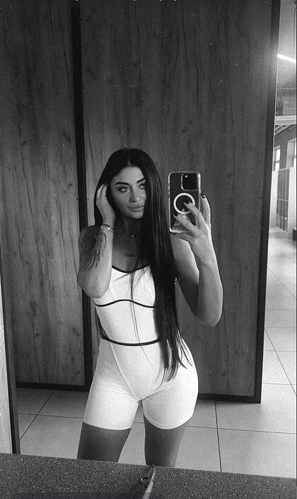 dark_qween nude photo #2