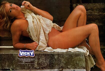 Denise Perry nude photo #12