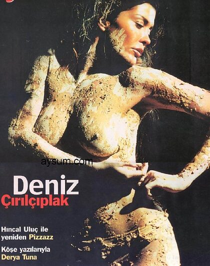 Deniz Akkaya nude photo #8
