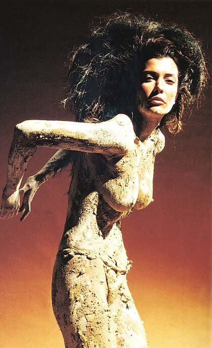 Deniz Akkaya nude photo #16