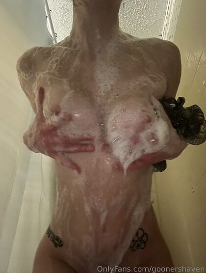 Eanidvans nude photo #8
