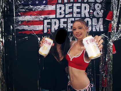 Elizavi nude photo #12