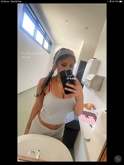 Ellena K nude photo #9