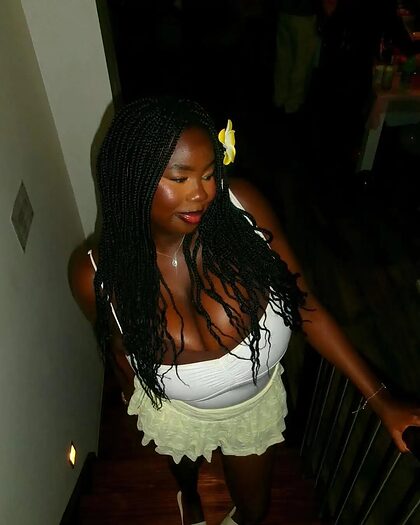 Emaan D nude photo #3