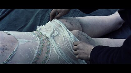 Emily Mortimer nude photo #3