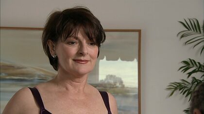 Emily Mortimer nude photo #30