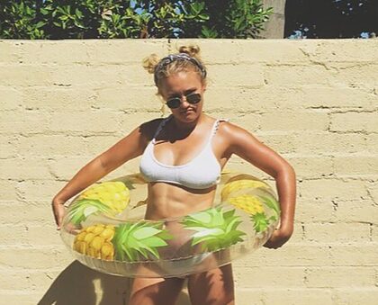 Emily Osment nude photo #11