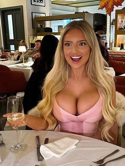Emily nude photo #79